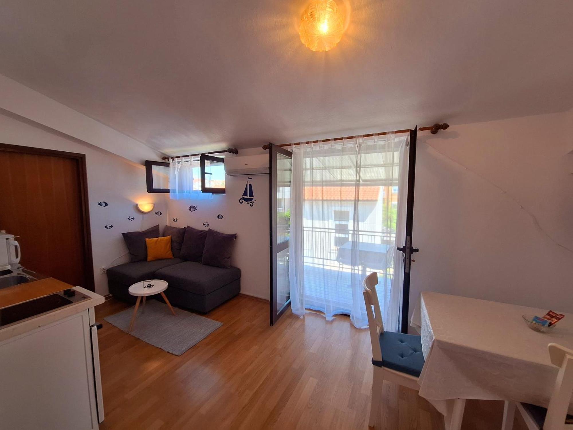Apartments With A Parking Space Vodice - 7604 Bilik gambar