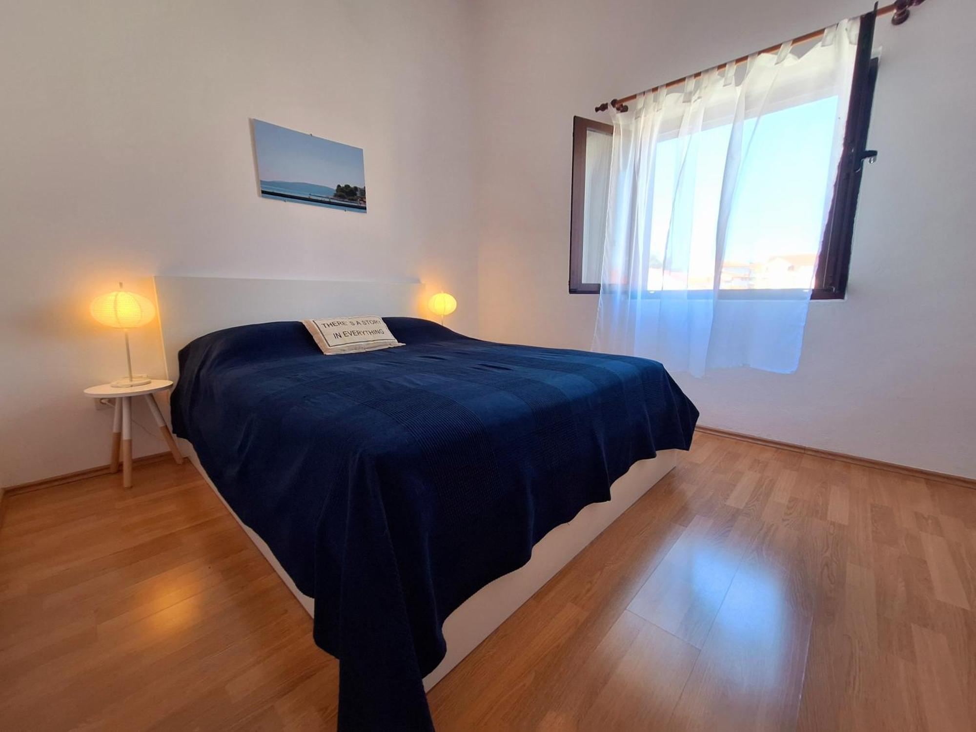 Apartments With A Parking Space Vodice - 7604 Bilik gambar
